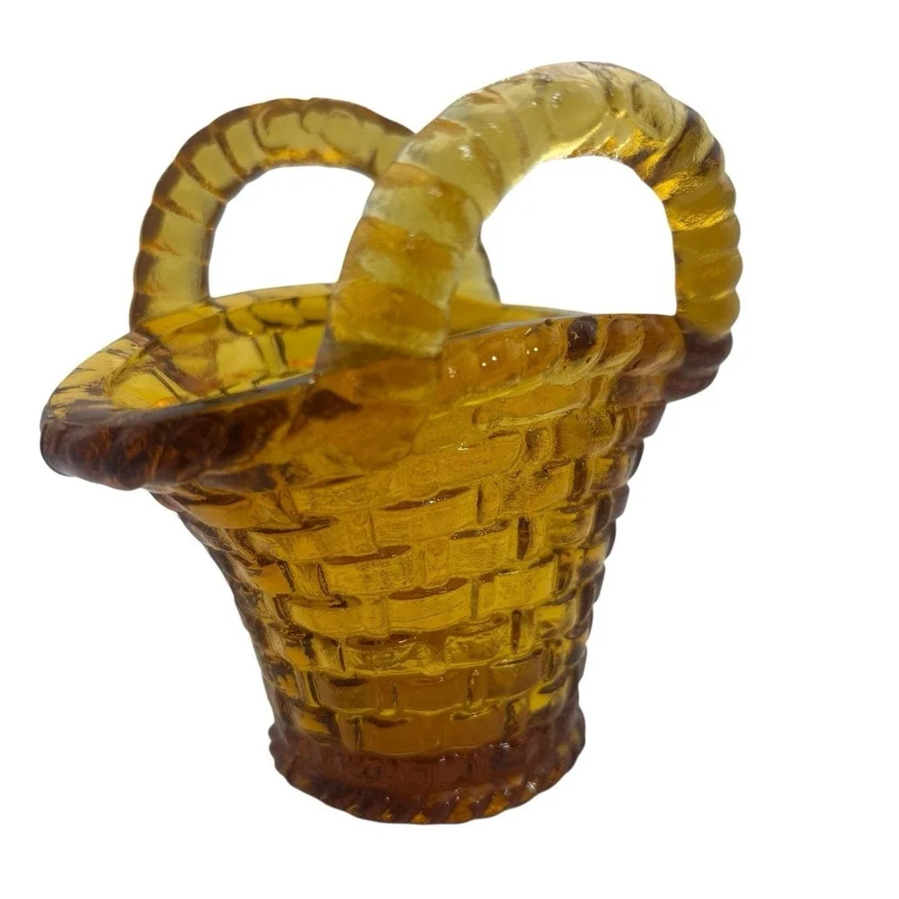 Jeannette Glass Basket Double Handle Wicker Design Amber 3-3/4 Inch Tall Vintage